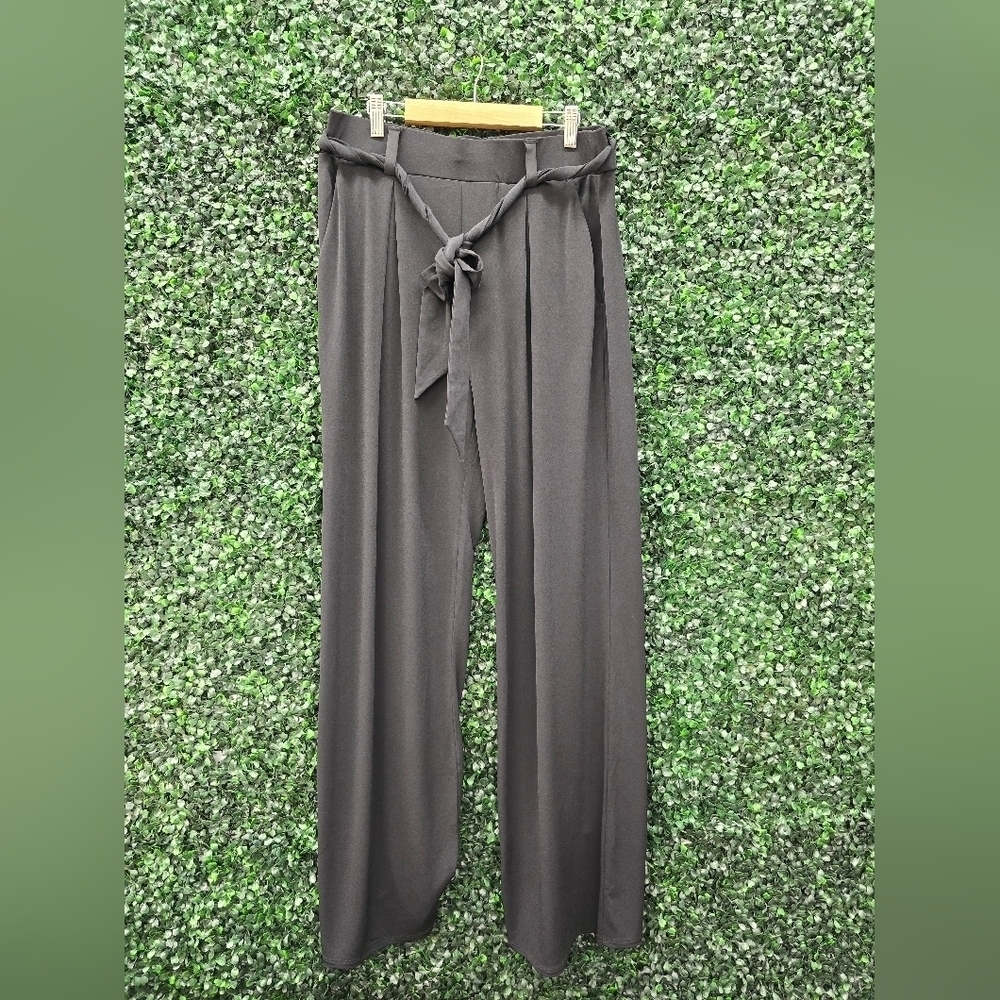 Express Mid Rise Wide Leg Dress Pants - Size Medium